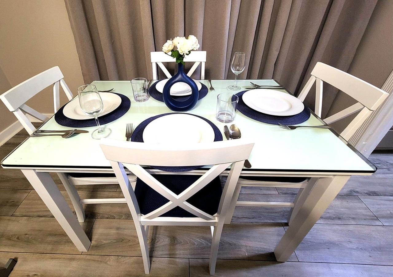 Beautiful Guesthouse, Sleeps 4 - Kitchen, Private Laundry, Ac, Parking, 65' Tv, Close To Stores, Restaurants & Beach Long Beach Eksteriør bilde